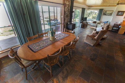 Jury Road Orchard - Palm Beach Accommodation 4