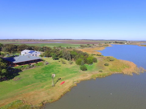 Jury Road Orchard - Palm Beach Accommodation 1