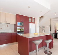 Viewland Drive Private Holiday Apartment - Palm Beach Accommodation