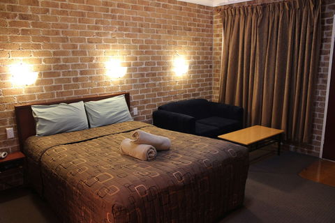 Acacia Motor Inn Armidale - Palm Beach Accommodation 4