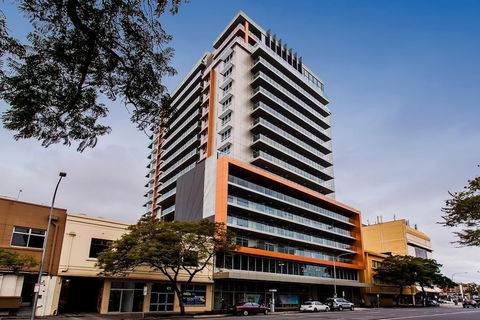 Astra Apartments Adelaide - Palm Beach Accommodation 1