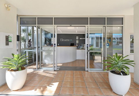 Elouera Tower Beachfront Apartments - Palm Beach Accommodation 2