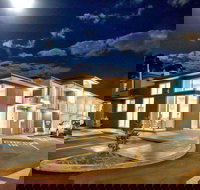 The Remington Muswellbrook - Palm Beach Accommodation