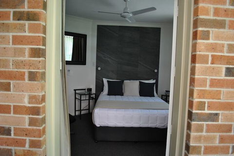 Heritage River Motor Inn - Palm Beach Accommodation 5