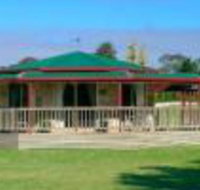 Carolynnes Cottages - Palm Beach Accommodation