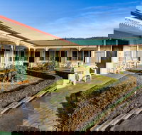 Wintersun Gardens Motel - Palm Beach Accommodation