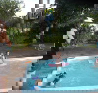 Corlette Palms Motor Inn - Palm Beach Accommodation