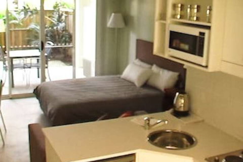 Cabarita Lake Apartments - Palm Beach Accommodation 5