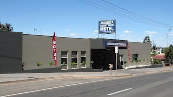 Augusta Courtyard Motel - Palm Beach Accommodation 2