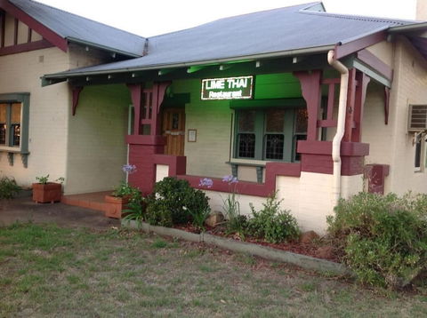 Forest Lodge Motor Inn & Restaurant - Palm Beach Accommodation 5