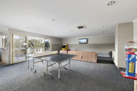 Apollo Bay Holiday Park - Palm Beach Accommodation 2
