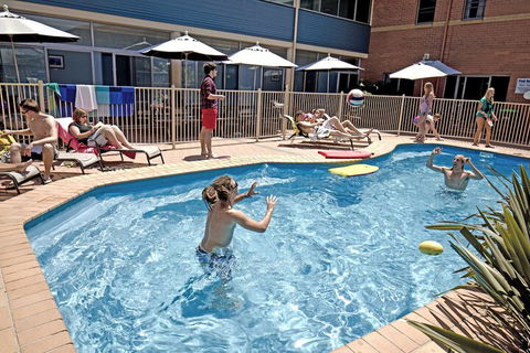Coffs Harbour YHA Hostel / Backpackers - Palm Beach Accommodation 3