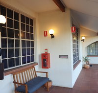 McNevin's Warwick Motel - Palm Beach Accommodation