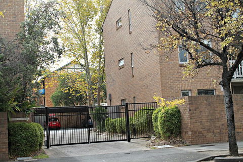 Adelaide Dresscircle Apartments Archer Street - Palm Beach Accommodation 4