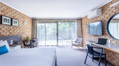 Sunshine Coast Motor Lodge - Palm Beach Accommodation 3