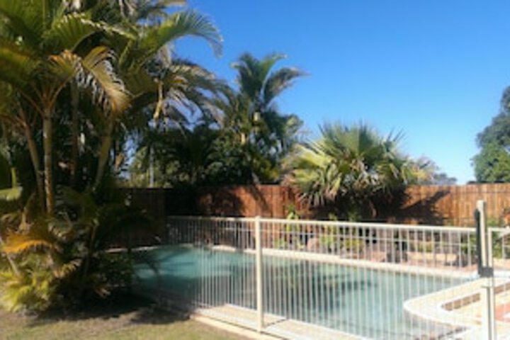 Pacific Paradise QLD Palm Beach Accommodation