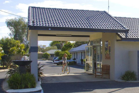 Gale Street Motel And Villas - Palm Beach Accommodation 1