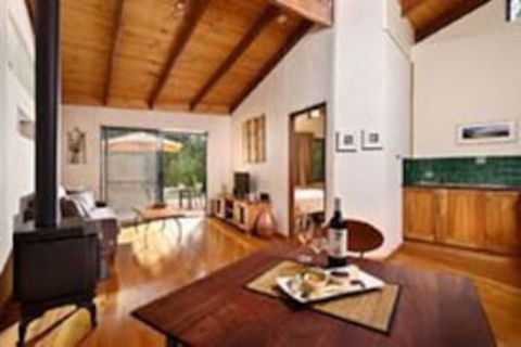 Aiyana Retreat - Palm Beach Accommodation 6