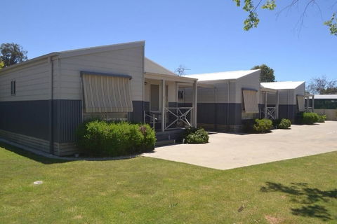 Ashleigh Court Motor Inn - Palm Beach Accommodation 0