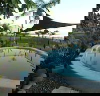 Cardwell Beachfront Motel - Palm Beach Accommodation