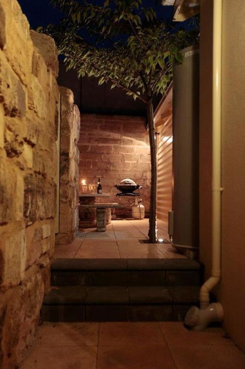 Apartment 35 - Palm Beach Accommodation 3