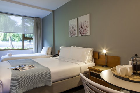 Kings Park Motel - Palm Beach Accommodation 4