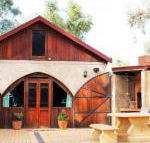 Outback Cellar  Country Cottage - Palm Beach Accommodation