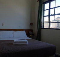 Watersedge Motel