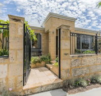 Ocean Keys Cottage - Palm Beach Accommodation