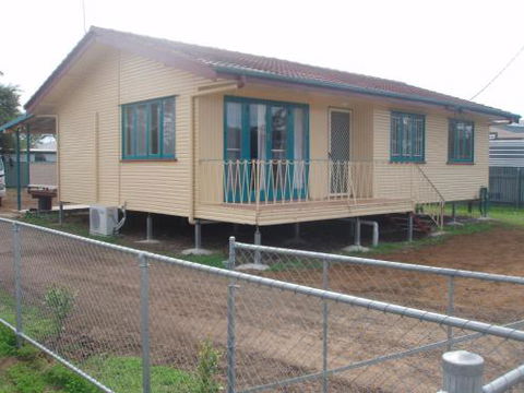 Dalby Homestyle Accommodation - Palm Beach Accommodation 2