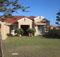 Port Bouvard Beach Holiday Home Mandurah - Palm Beach Accommodation