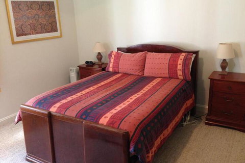 Pinkerton Hill Naracoorte - Palm Beach Accommodation 6