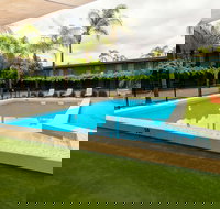 Berri Hotel - Palm Beach Accommodation