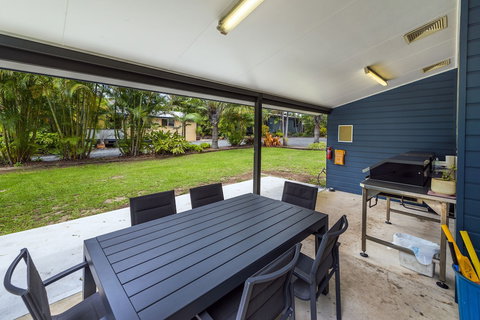 Safety Beach Ocean Bungalows - Palm Beach Accommodation 2