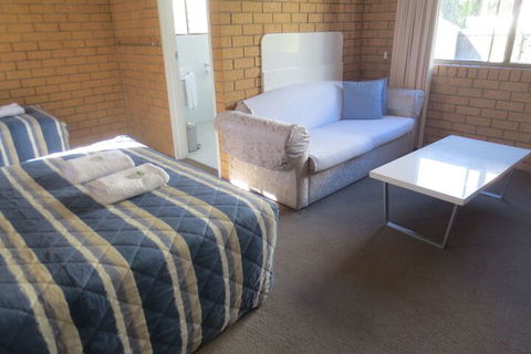 Aspley Pioneer Motel - Palm Beach Accommodation 5