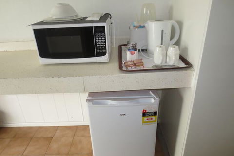 Aspley Pioneer Motel - Palm Beach Accommodation 4