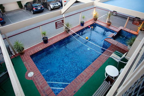 MAS Country Riverboat Lodge Motor Inn - Palm Beach Accommodation 5