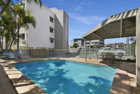 Surfcomber On The Beach - Palm Beach Accommodation 2