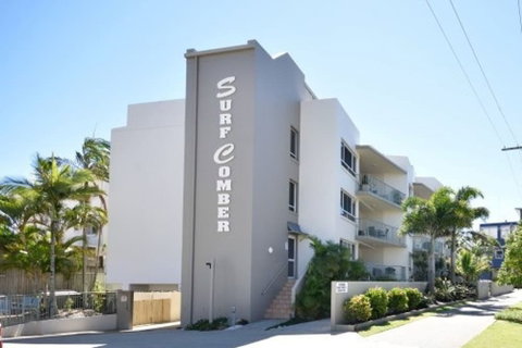 Surfcomber On The Beach - Palm Beach Accommodation 1