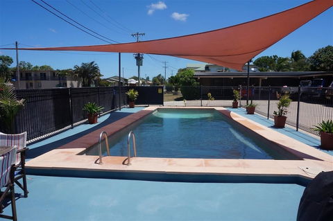 A & A Motel - Palm Beach Accommodation 1