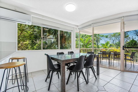 Beachcomber On The Spit - Palm Beach Accommodation 6