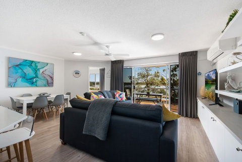 Reflections Holiday Apartments - Palm Beach Accommodation 3