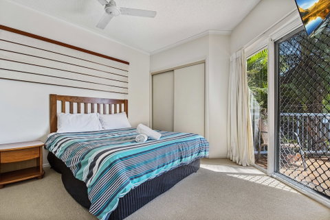 Reflections Holiday Apartments - Palm Beach Accommodation 2