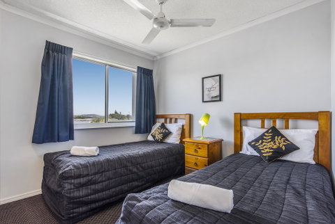 Reflections Holiday Apartments - Palm Beach Accommodation 4
