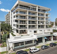 Space Holiday Apartments - Palm Beach Accommodation
