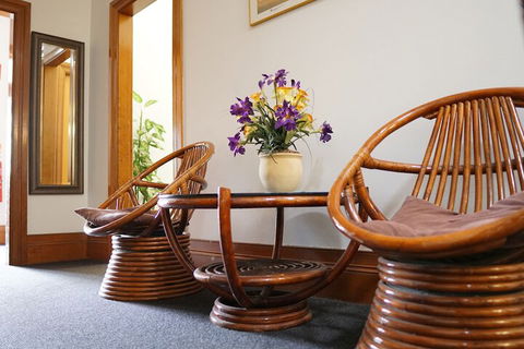 Alishan International Guest House - Palm Beach Accommodation 4