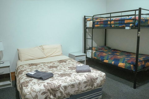 Alishan International Guest House - Palm Beach Accommodation 7