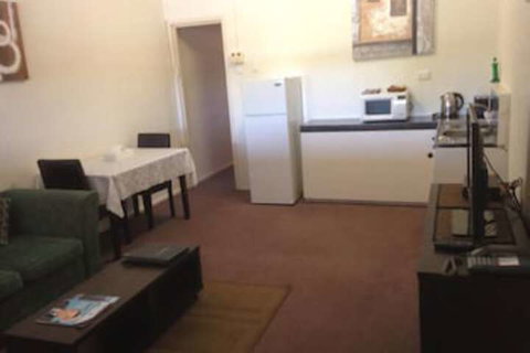 Copper Gate Motel - Palm Beach Accommodation 5