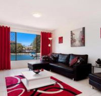 Crompton Court 2 Apartment - Palm Beach Accommodation