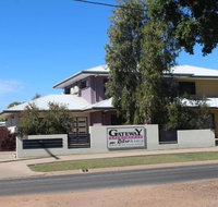 Emerald Western Gateway Motel - Palm Beach Accommodation